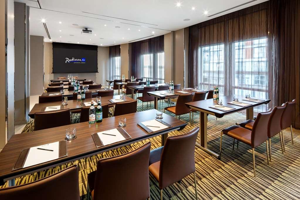 Radisson Blu Edwardian New Providence Wharf * Londres